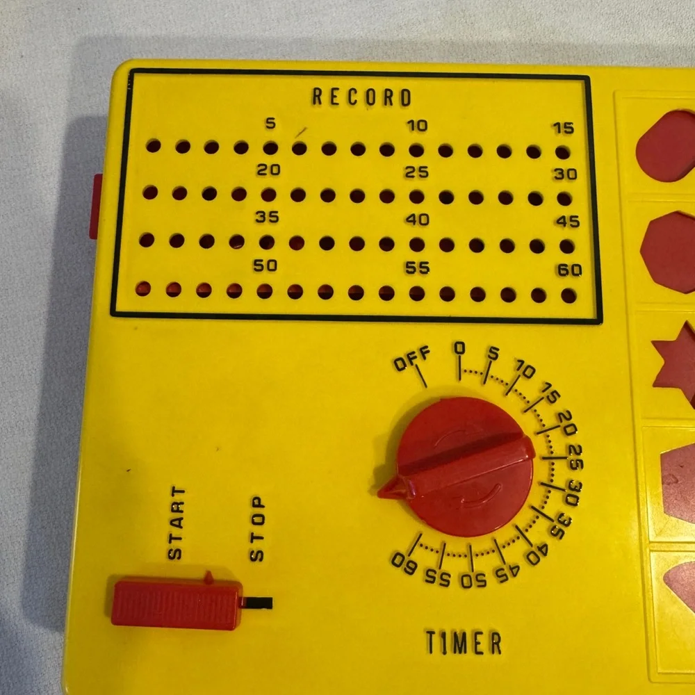 PERFECTION Vintage 1973 Lakeside Game w/Original Box -TESTED AND WORKS